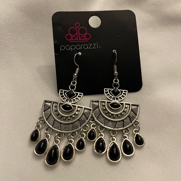 Silver dangly earrings